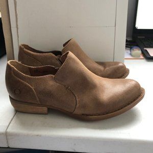 Born Lovise leather ankle bootie